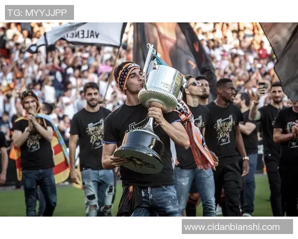 埃基蒂克：我尽力让自己随时做好预备 期望把帽子戏法留在下次